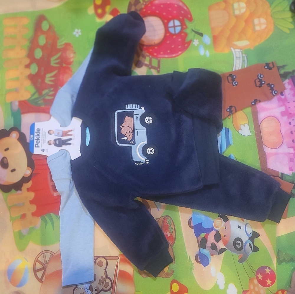 Baby clothes